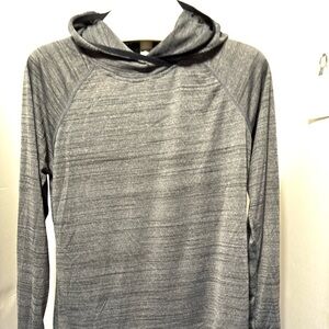 Reebok Athletic HoodedLong Sleeve T women’s